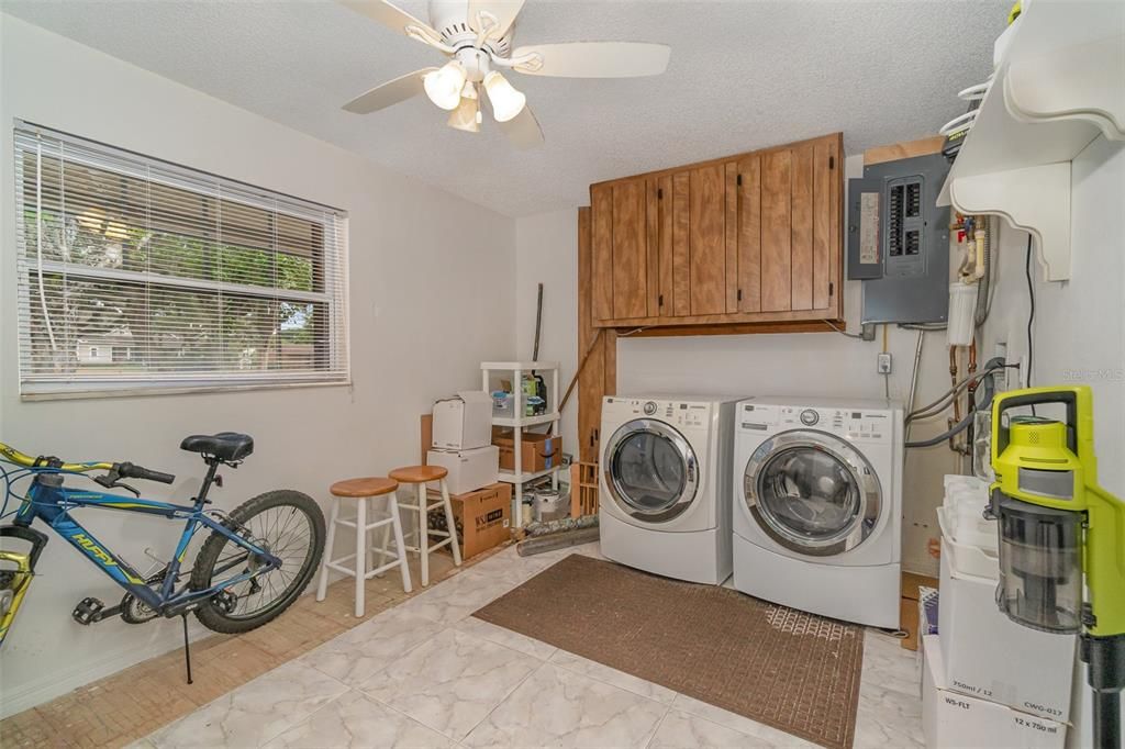 Laundry Room (potential to convert into a bedroom)
