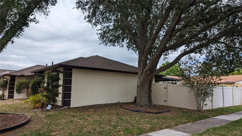 Recently Sold: $369,500 (3 beds, 2 baths, 1528 Square Feet)
