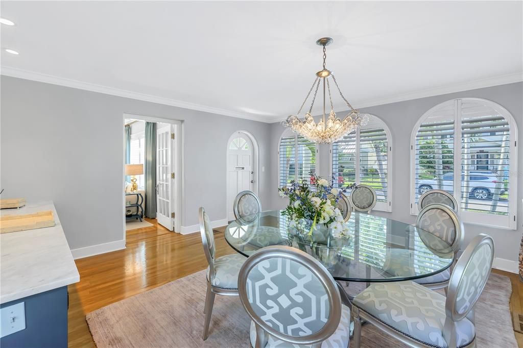 Formal dining room