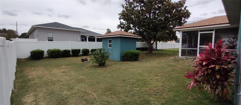 For Sale: $330,000 (4 beds, 2 baths, 1786 Square Feet)