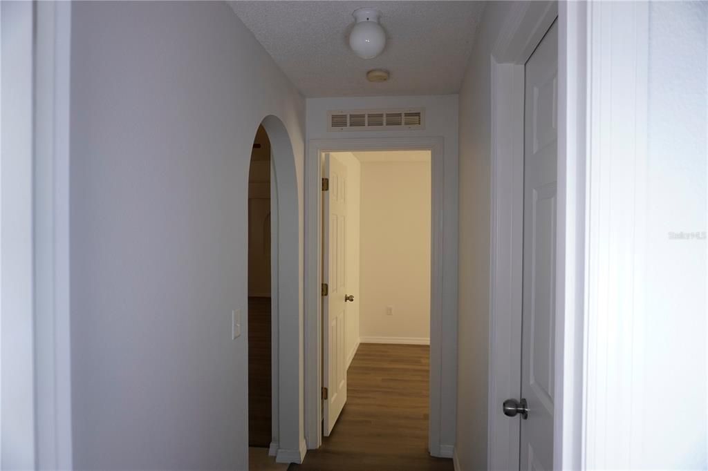 Hallway between two bedroom