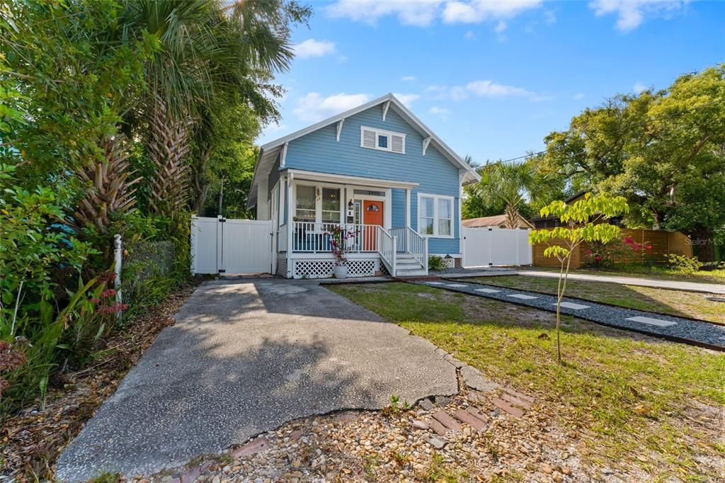 For Sale: $459,000 (3 beds, 2 baths, 1509 Square Feet)