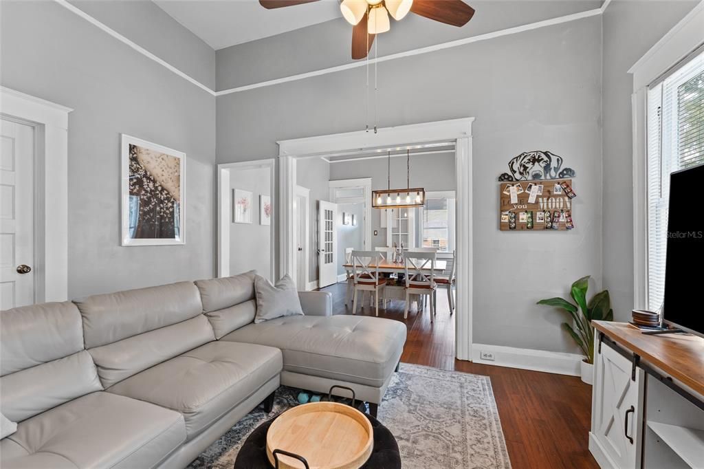 For Sale: $459,000 (3 beds, 2 baths, 1509 Square Feet)