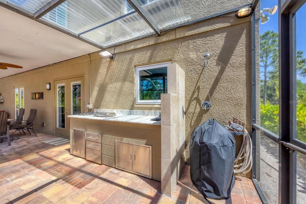 Outdoor shower and kitchen