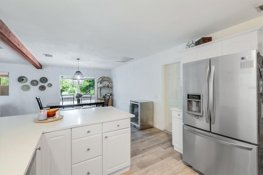 For Sale: $799,900 (3 beds, 2 baths, 1748 Square Feet)