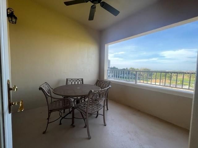 For Sale: $525,000 (2 beds, 2 baths, 1321 Square Feet)