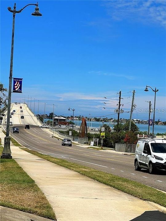 Belleair bridge and boat launch 2 minutes away