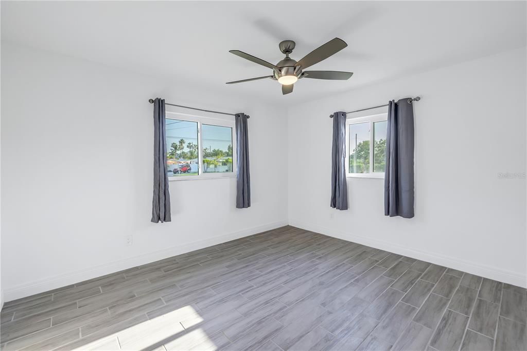 Active With Contract: $1,075,000 (3 beds, 2 baths, 1588 Square Feet)