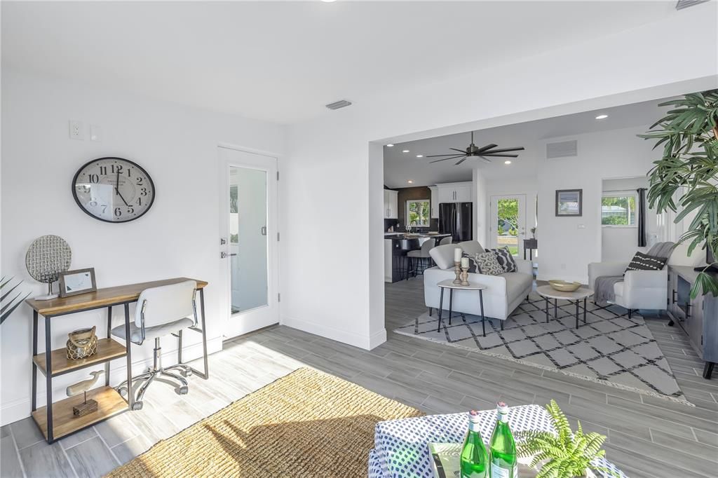 Active With Contract: $1,075,000 (3 beds, 2 baths, 1588 Square Feet)