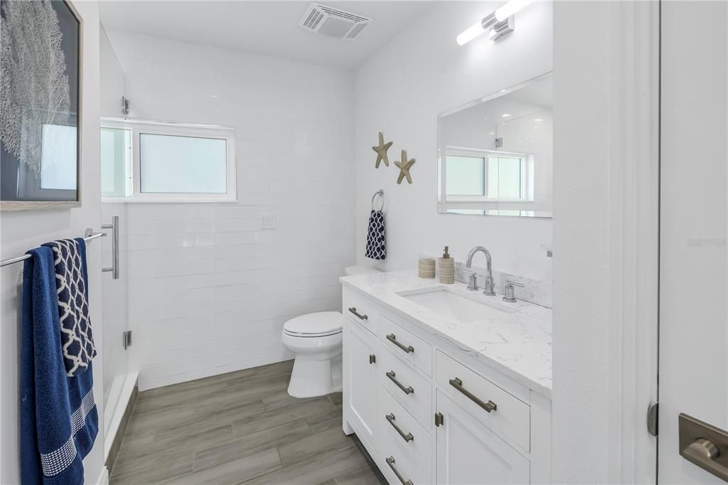 Active With Contract: $1,075,000 (3 beds, 2 baths, 1588 Square Feet)