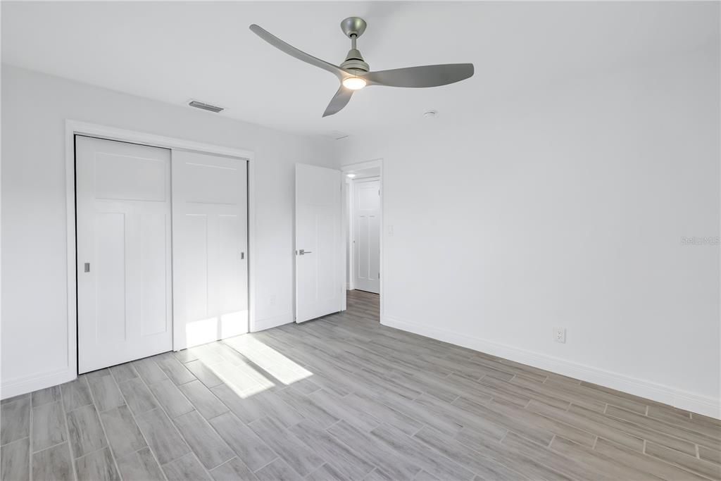 Active With Contract: $1,075,000 (3 beds, 2 baths, 1588 Square Feet)