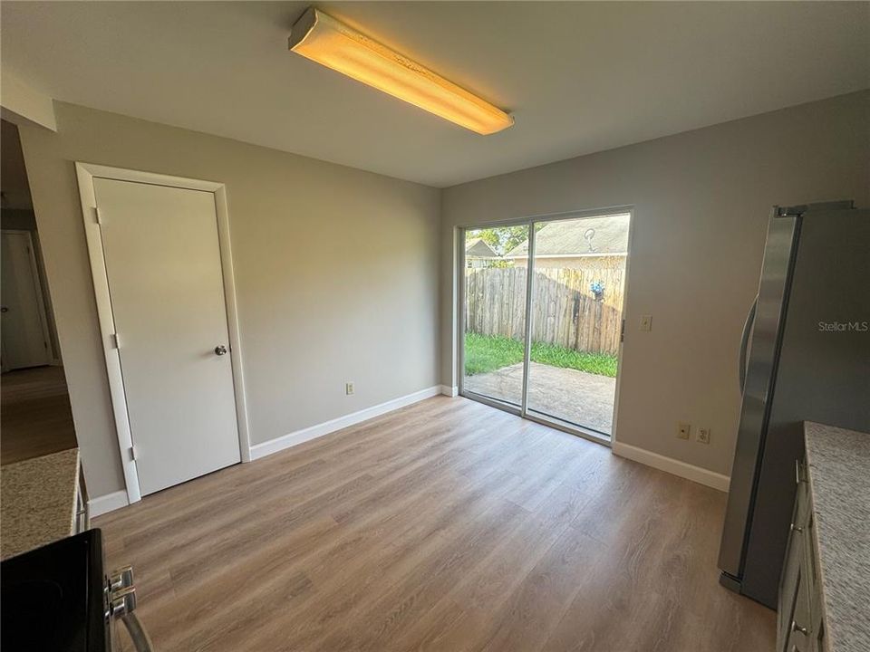 For Rent: $2,350 (3 beds, 2 baths, 1000 Square Feet)
