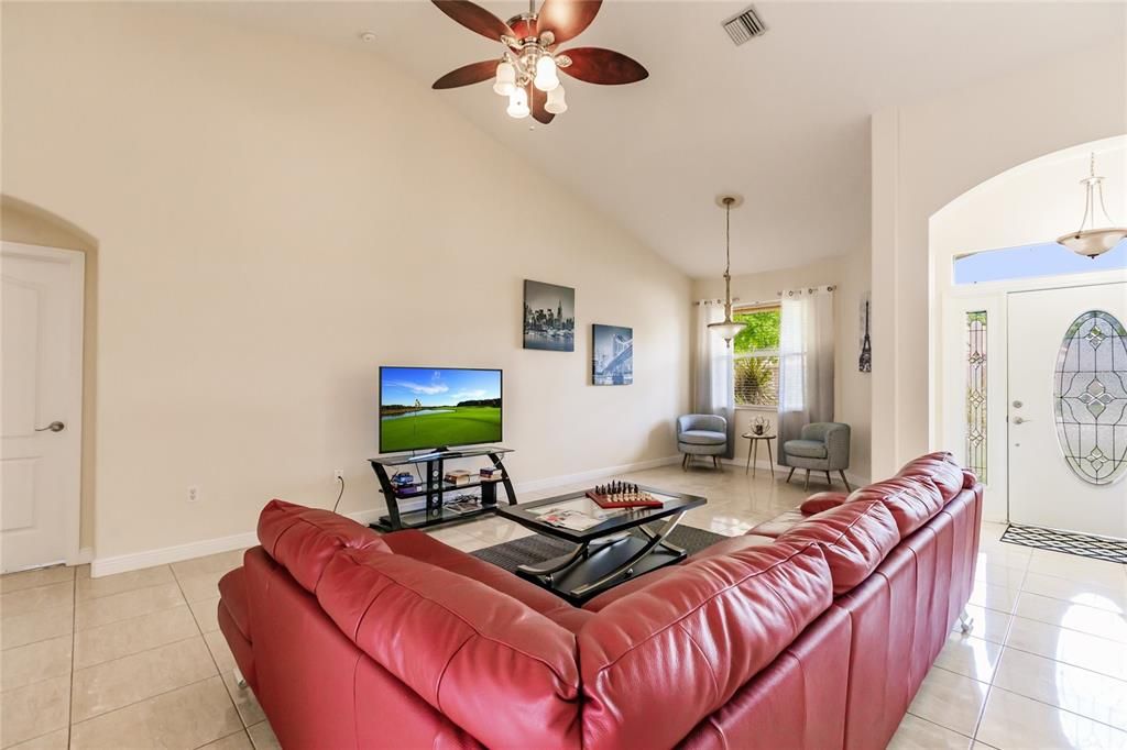 For Sale: $670,000 (4 beds, 2 baths, 2426 Square Feet)