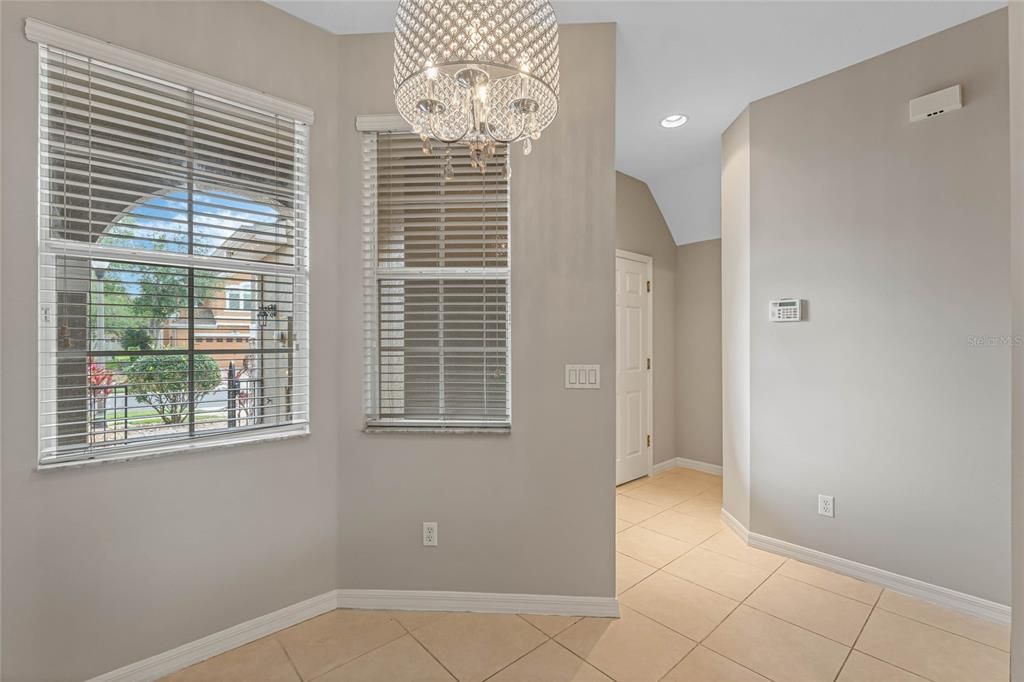 For Sale: $359,990 (3 beds, 2 baths, 1472 Square Feet)