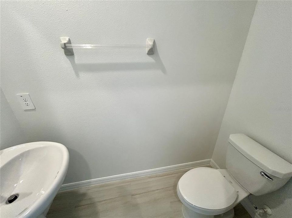 最近租的: $2,450 (4 贝兹, 2 浴室, 1870 平方英尺)