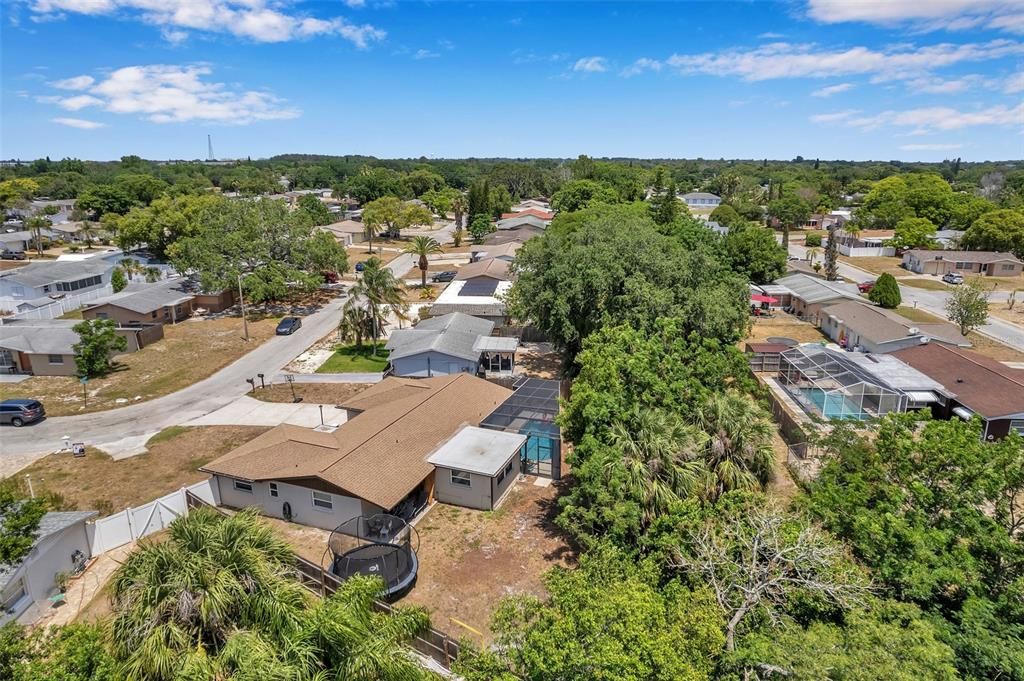 Active With Contract: $310,000 (3 beds, 2 baths, 1534 Square Feet)