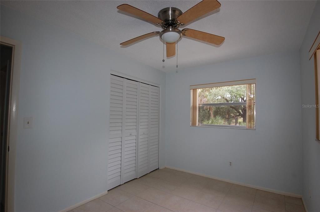 Active With Contract: $1,750 (2 beds, 1 baths, 747 Square Feet)