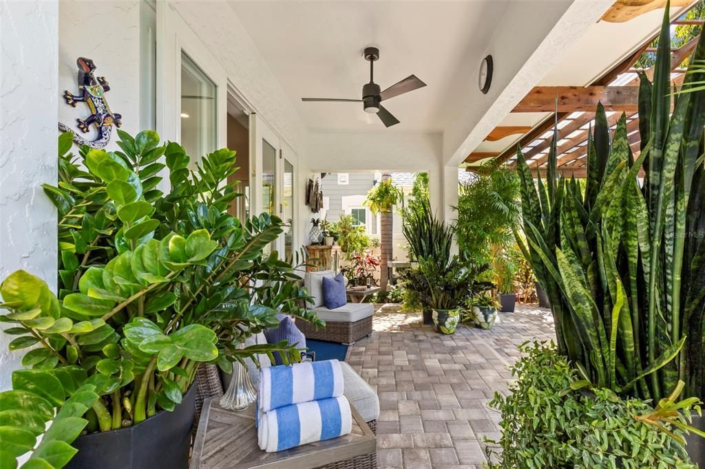 Active With Contract: $1,825,000 (4 beds, 4 baths, 3002 Square Feet)