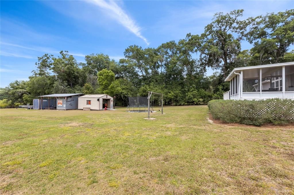 Recently Sold: $550,000 (3 beds, 2 baths, 1789 Square Feet)