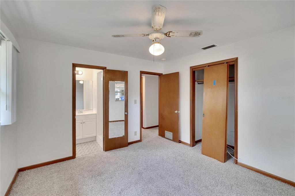 For Rent: $2,195 (3 beds, 2 baths, 1574 Square Feet)