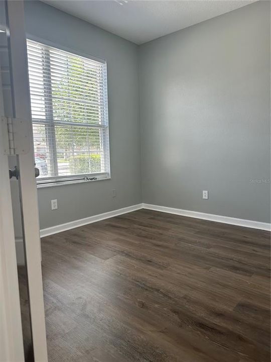 Active With Contract: $2,350 (3 beds, 3 baths, 1440 Square Feet)