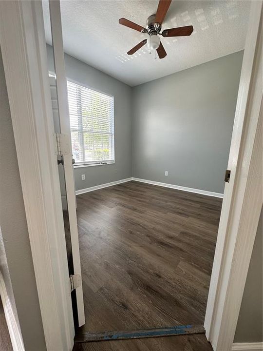Active With Contract: $2,350 (3 beds, 3 baths, 1440 Square Feet)