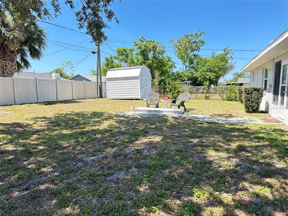 For Sale: $299,900 (3 beds, 2 baths, 1435 Square Feet)