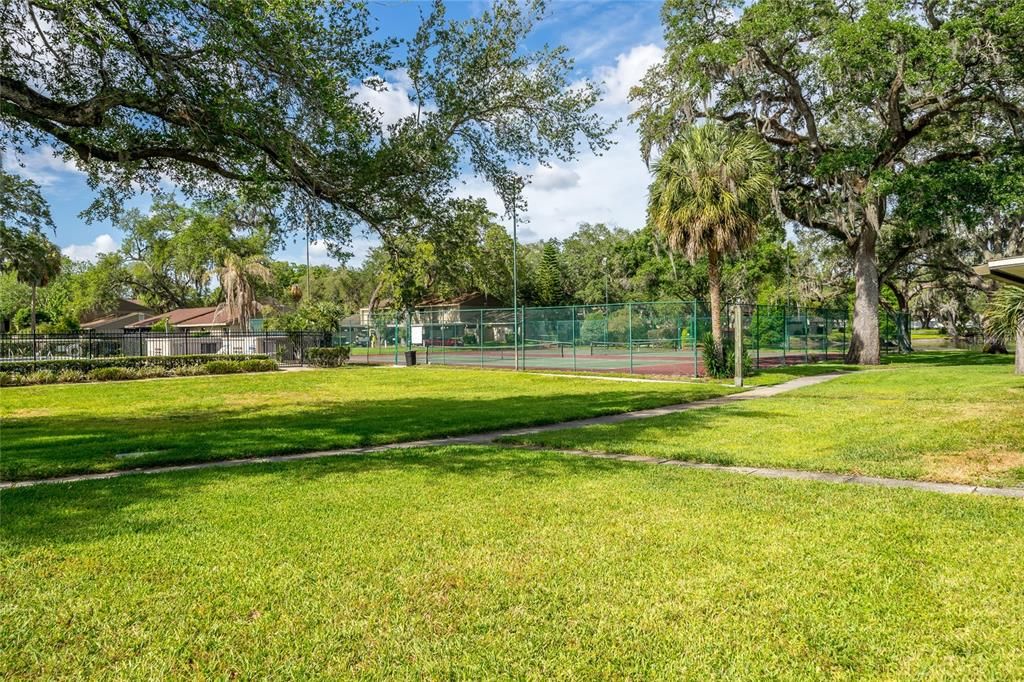 Grounds with pool and tennis courts