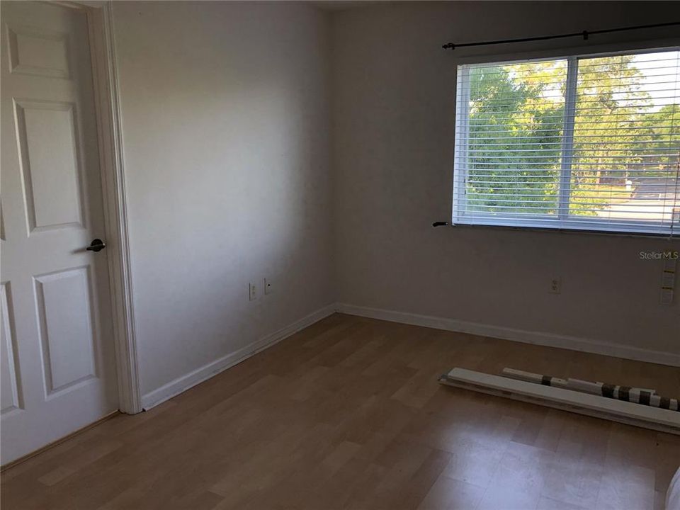 For Rent: $2,200 (3 beds, 2 baths, 1615 Square Feet)