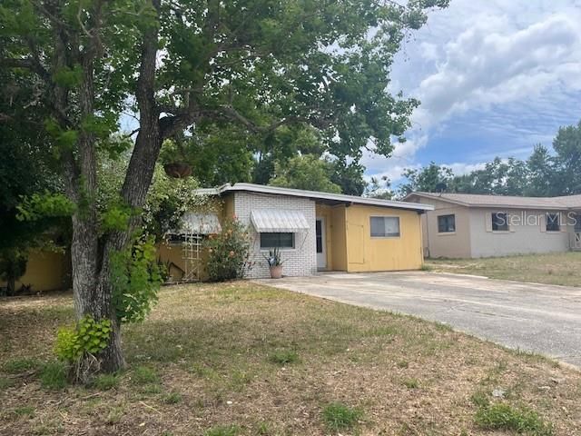 Recently Sold: $199,000 (3 beds, 1 baths, 1137 Square Feet)