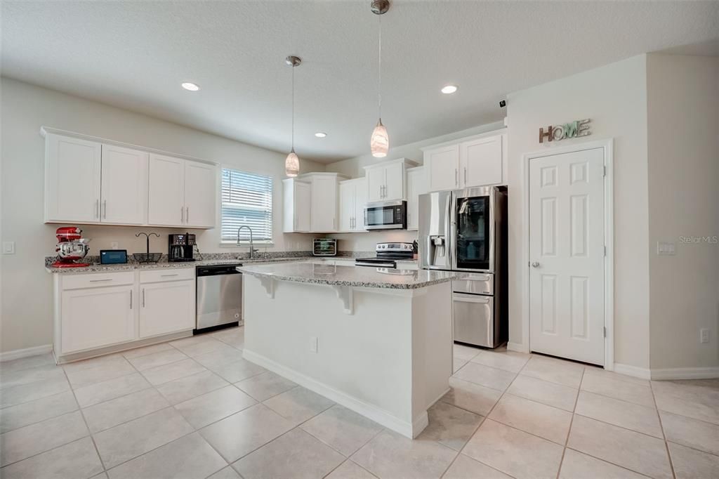 For Sale: $469,000 (3 beds, 2 baths, 2144 Square Feet)