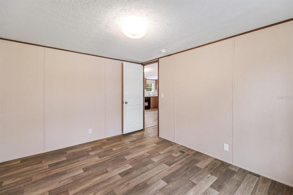 待售: $254,900 (3 贝兹, 2 浴室, 1315 平方英尺)