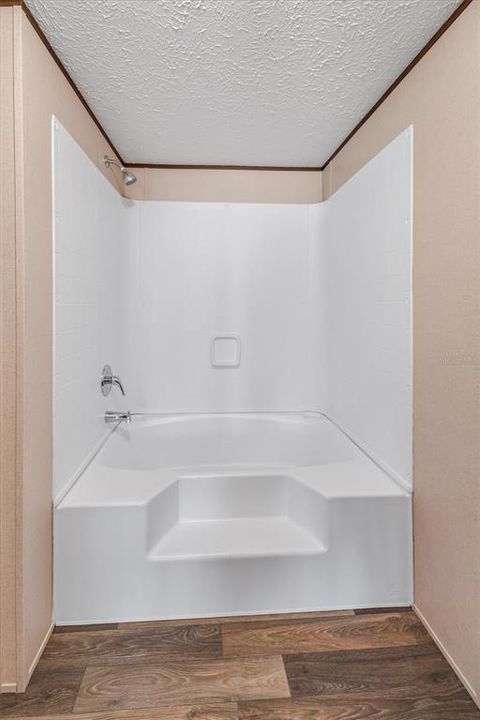 待售: $254,900 (3 贝兹, 2 浴室, 1315 平方英尺)