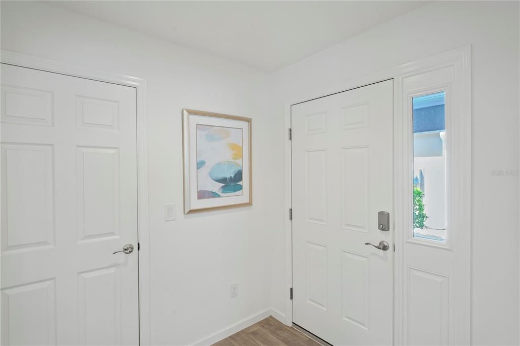 Active With Contract: $339,000 (2 beds, 2 baths, 1290 Square Feet)