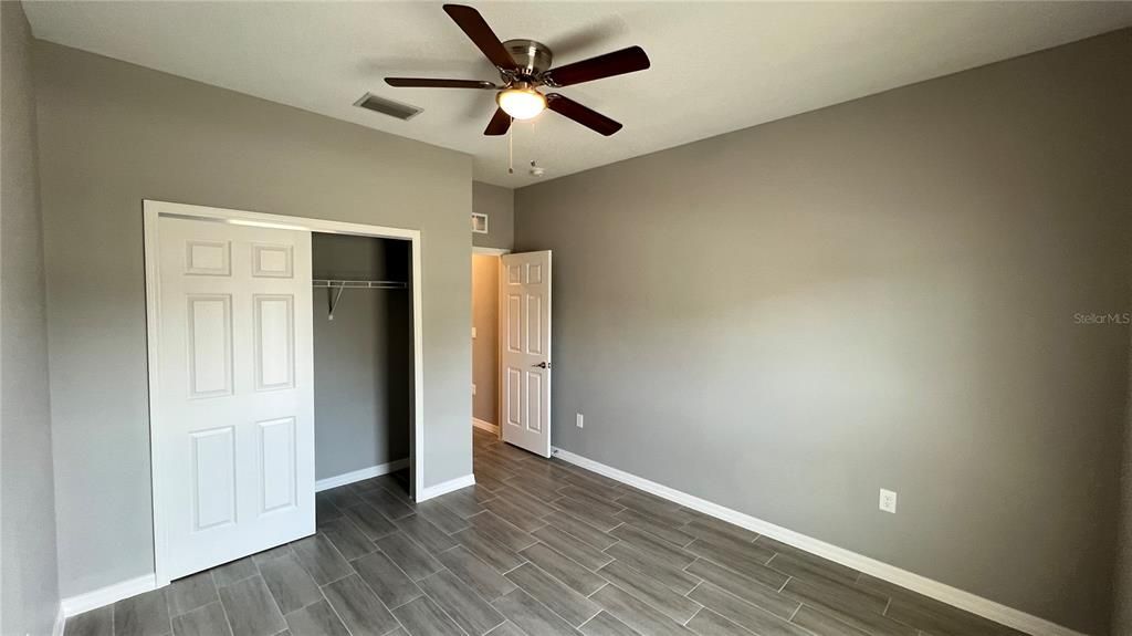 Recently Rented: $1,949 (3 beds, 2 baths, 1475 Square Feet)