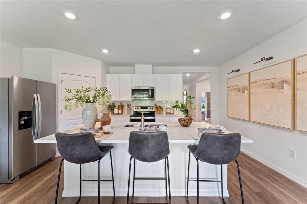 Active With Contract: $445,990 (4 beds, 2 baths, 1828 Square Feet)