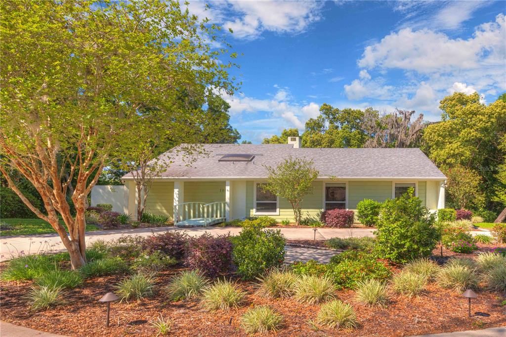 Active With Contract: $399,000 (4 beds, 2 baths, 2690 Square Feet)