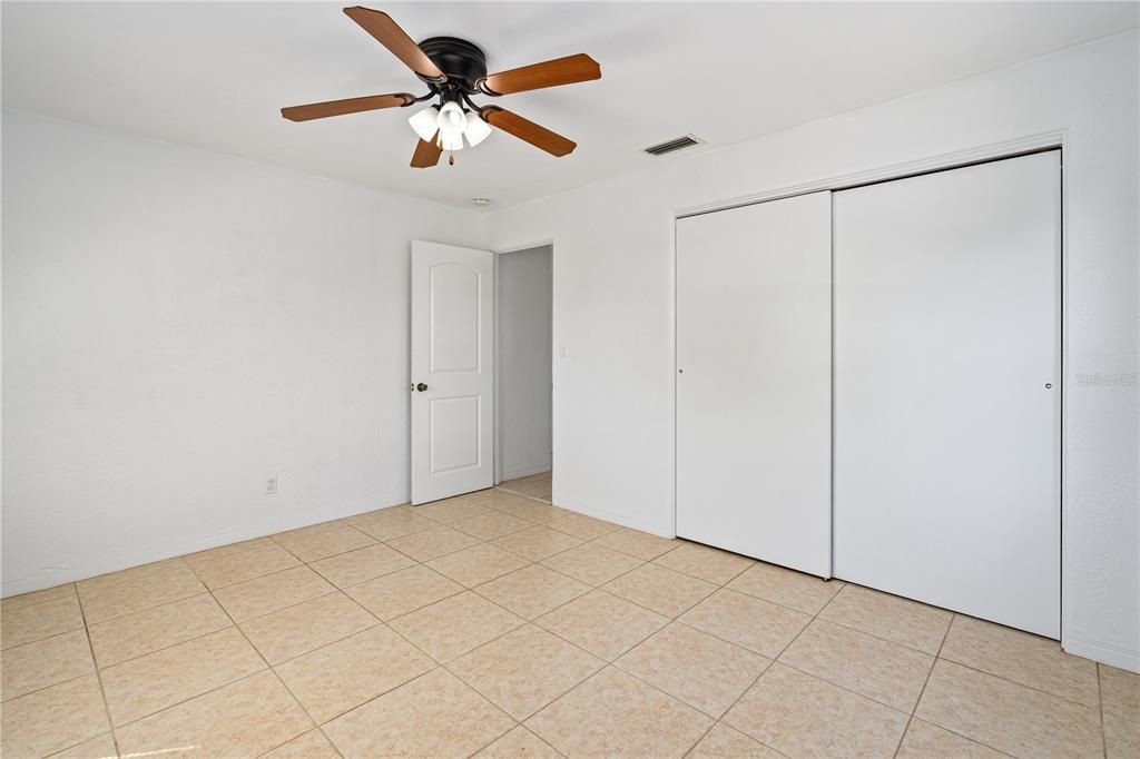 For Sale: $277,900 (3 beds, 1 baths, 1120 Square Feet)