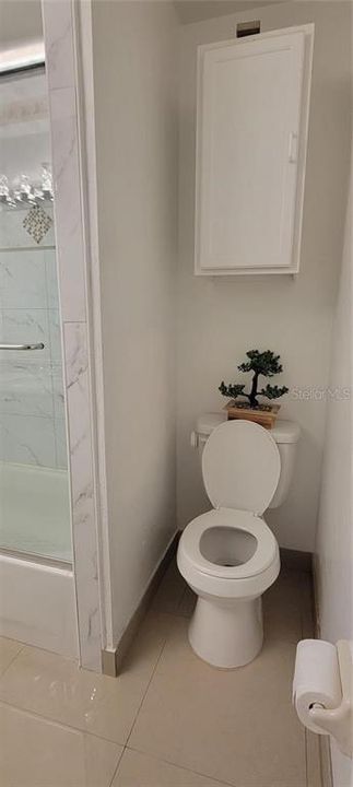 Bathroom 2 Toilet