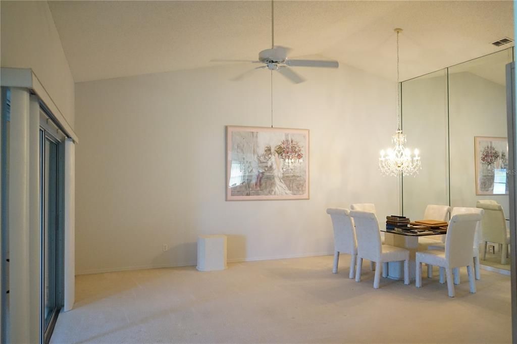 For Sale: $287,500 (2 beds, 2 baths, 1624 Square Feet)