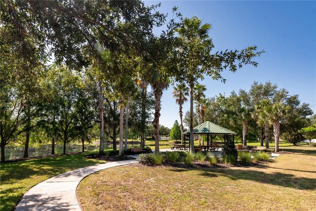 Recently Sold: $440,000 (3 beds, 2 baths, 1626 Square Feet)