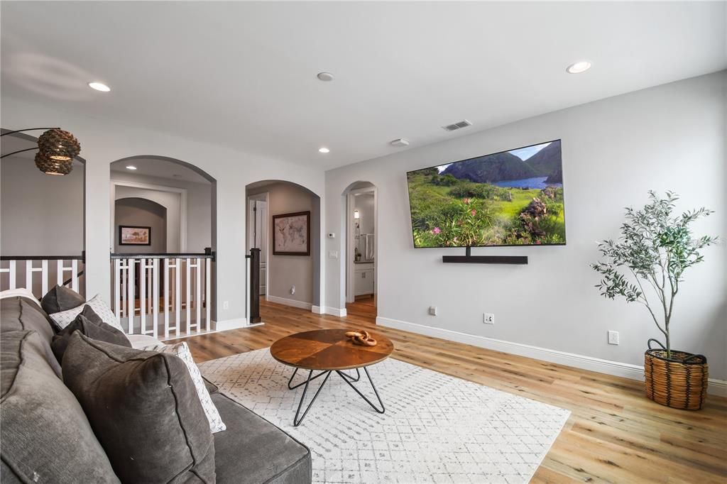 Active With Contract: $1,850,000 (5 beds, 5 baths, 4718 Square Feet)