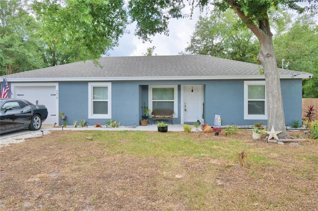 For Sale: $273,000 (3 beds, 2 baths, 1095 Square Feet)