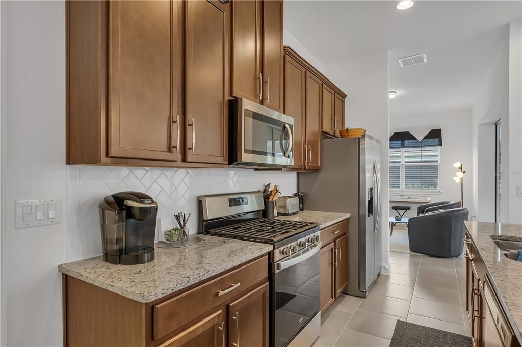 For Sale: $445,000 (2 beds, 2 baths, 1624 Square Feet)