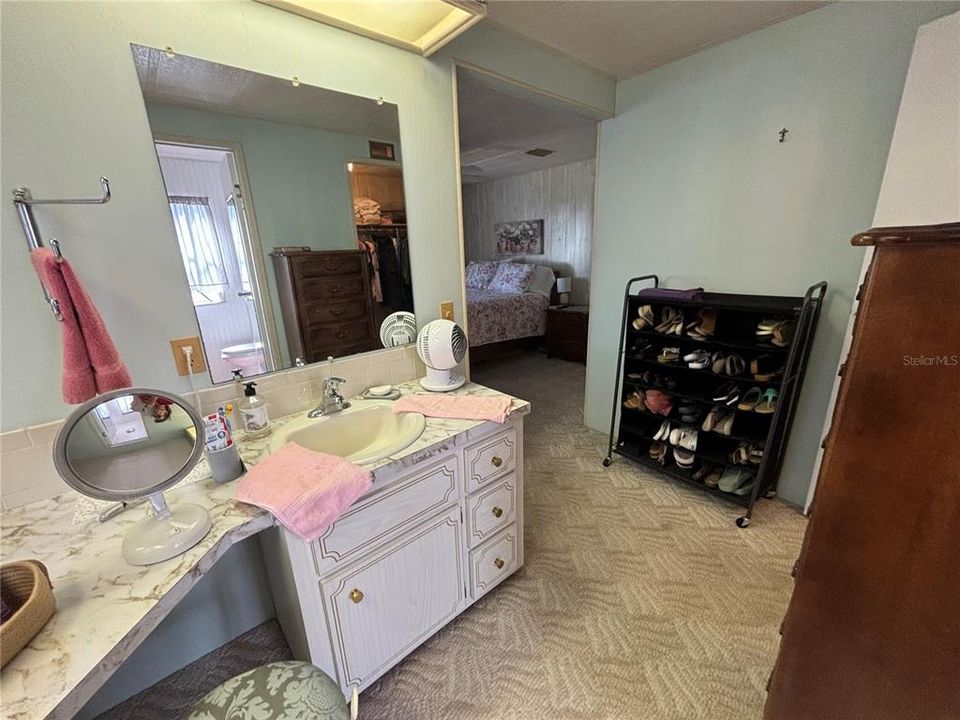 For Sale: $174,900 (2 beds, 2 baths, 1152 Square Feet)