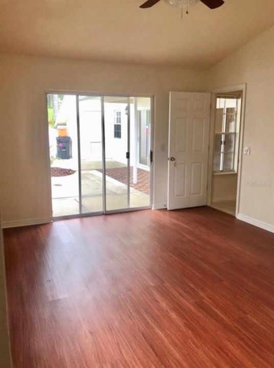 For Rent: $1,950 (3 beds, 2 baths, 1367 Square Feet)