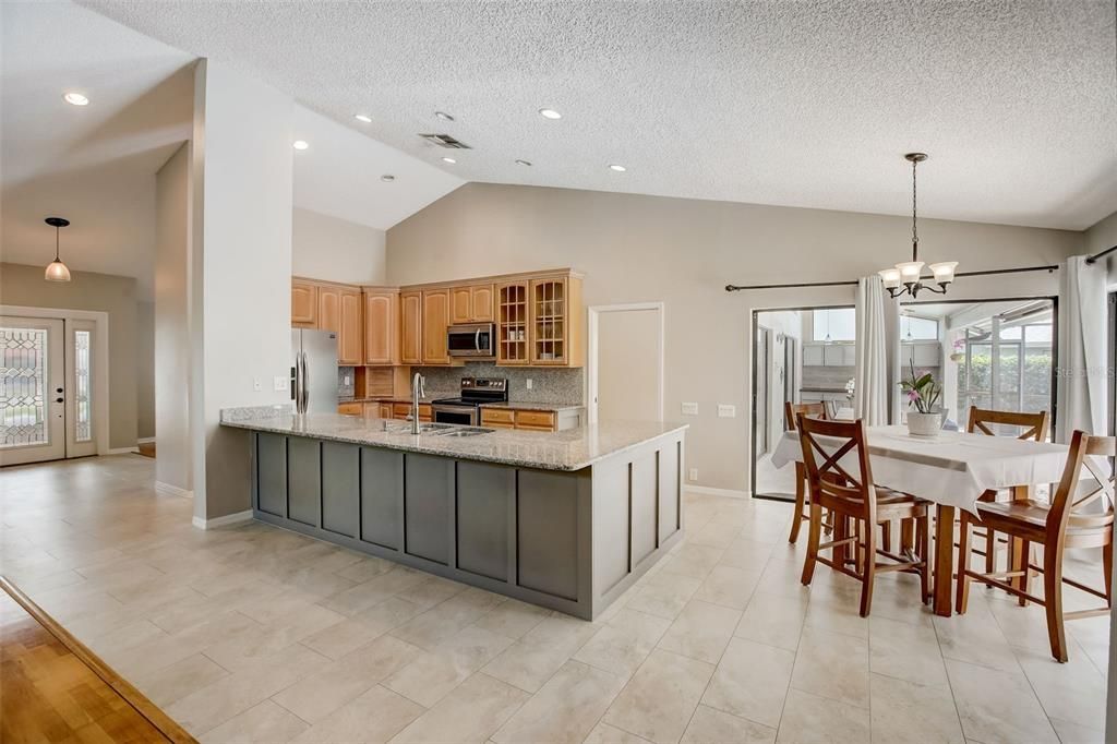For Sale: $649,900 (4 beds, 2 baths, 2700 Square Feet)