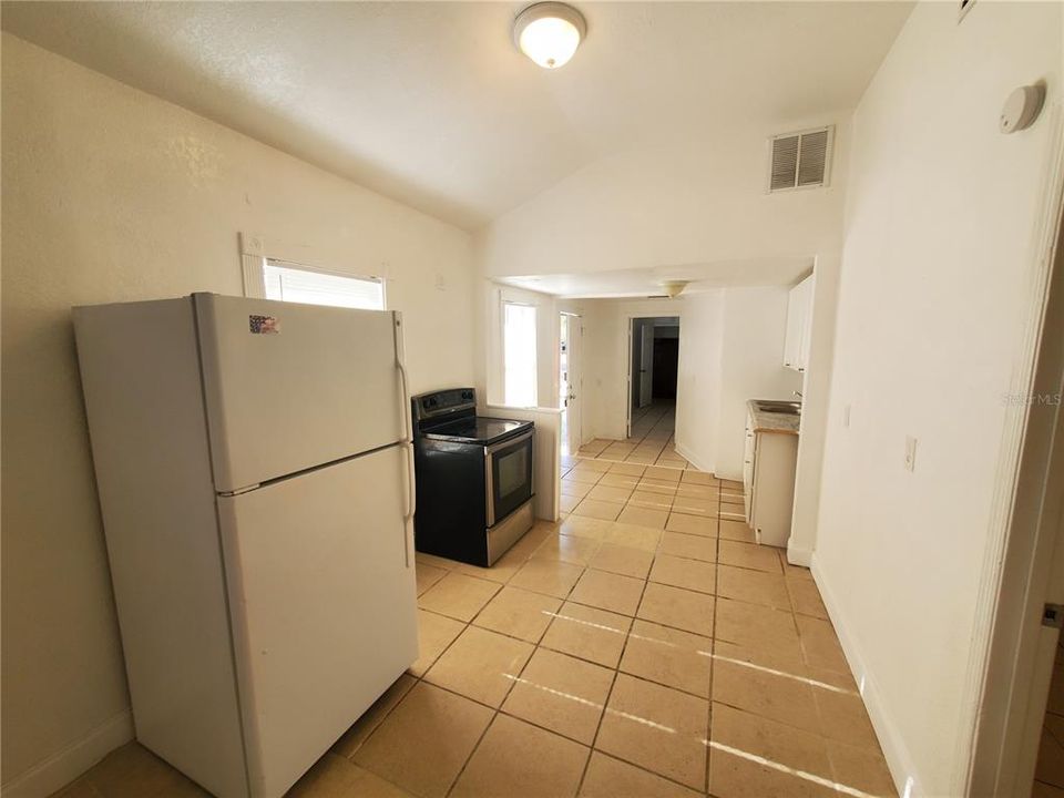 For Sale: $259,000 (4 beds, 2 baths, 1403 Square Feet)