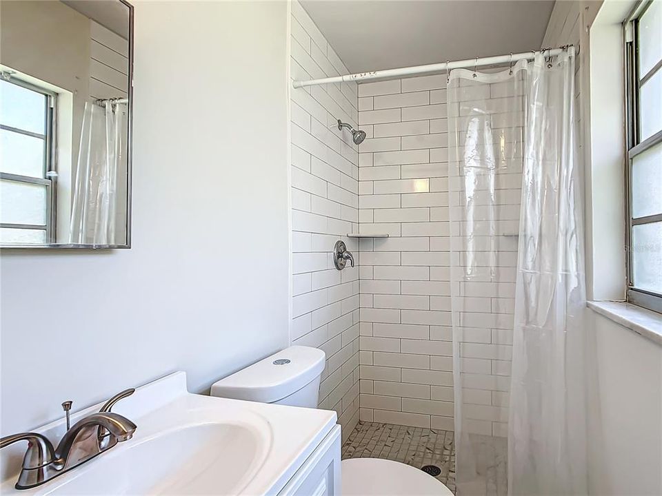 For Sale: $299,000 (3 beds, 2 baths, 1300 Square Feet)
