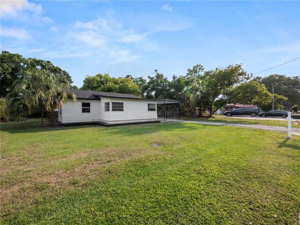 For Sale: $280,000 (3 beds, 2 baths, 1230 Square Feet)